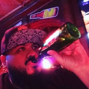 Meet your Posher, Larry